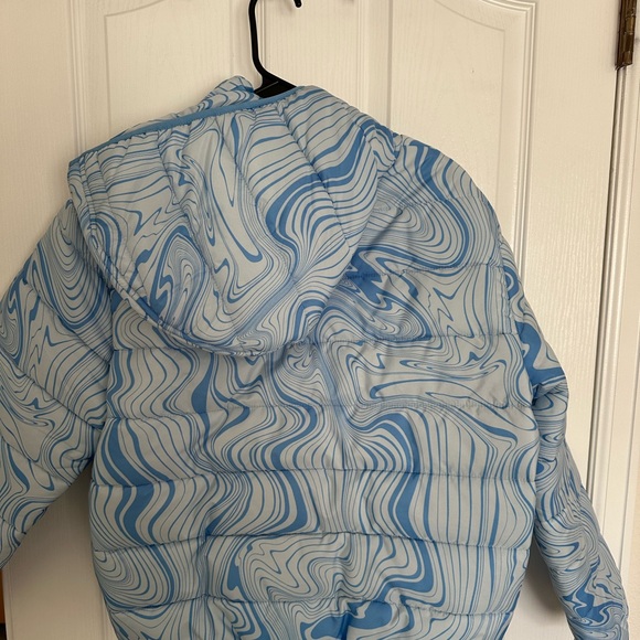 Fun blue puffer jacket - Picture 2 of 3
